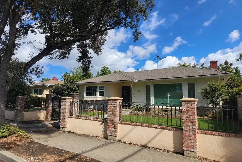 6414 Corbin Avenue, Reseda, CA 91335 - #1