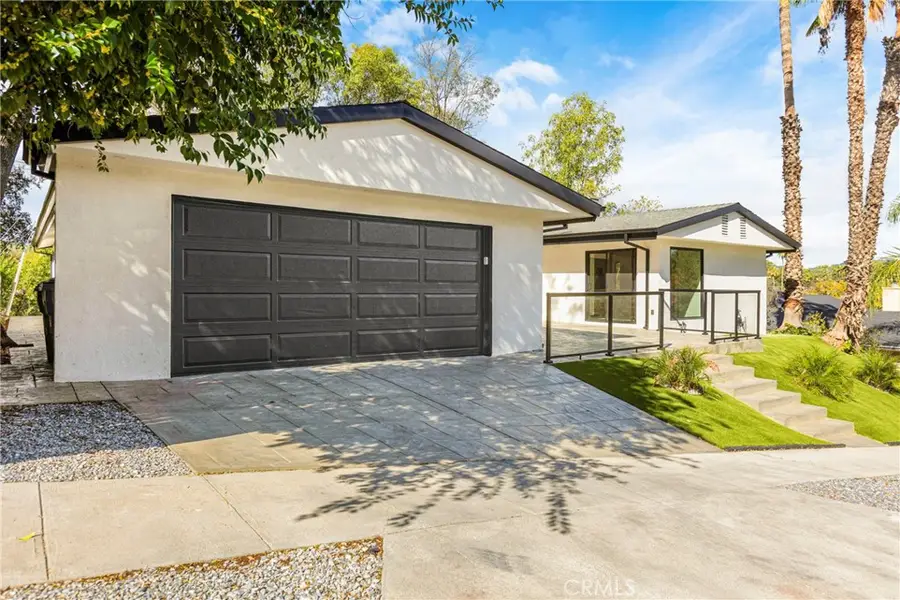 5843 Nevada Avenue, Woodland Hills, CA 91367 - #3