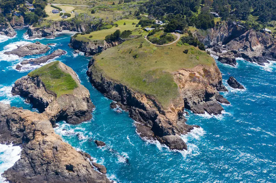 50500 Buckhorn Cove Road E, Little River, CA 95456 - Image #2