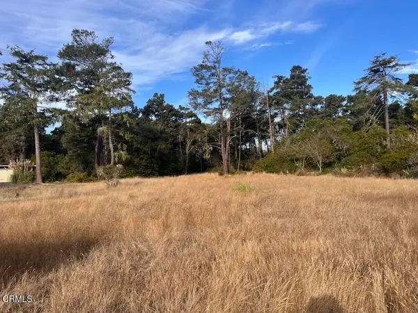 24670 Ward Avenue, Fort Bragg, CA 95437