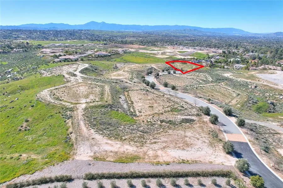 7496 Via Montecito, Riverside, CA 92506 - #2