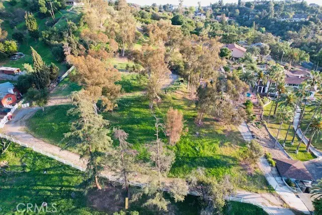 402 De Anza Heights Dr, San Dimas, CA 91773 - Image #2