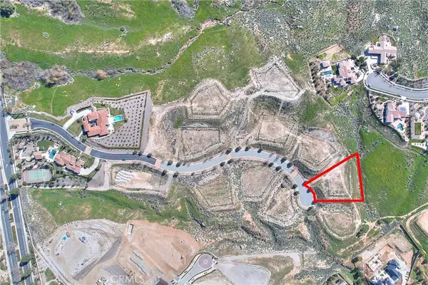 7490 Via Montecito Court, Riverside, CA 92506