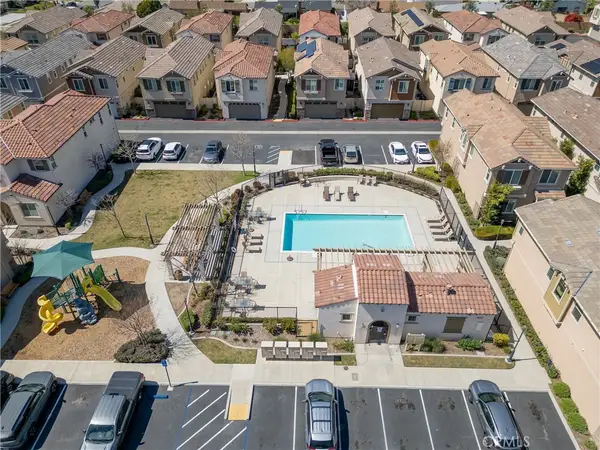 687 S Mandarin Lane, Rialto, CA 92376