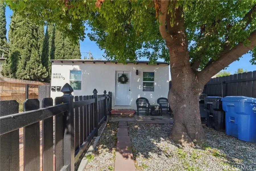 16313 Hunsaker Avenue, Paramount, CA 90723 - Image #2
