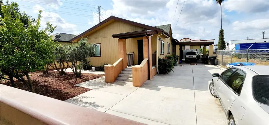 3112 And 3130 1st Street #2, Riverside, CA 92507 - Image #2