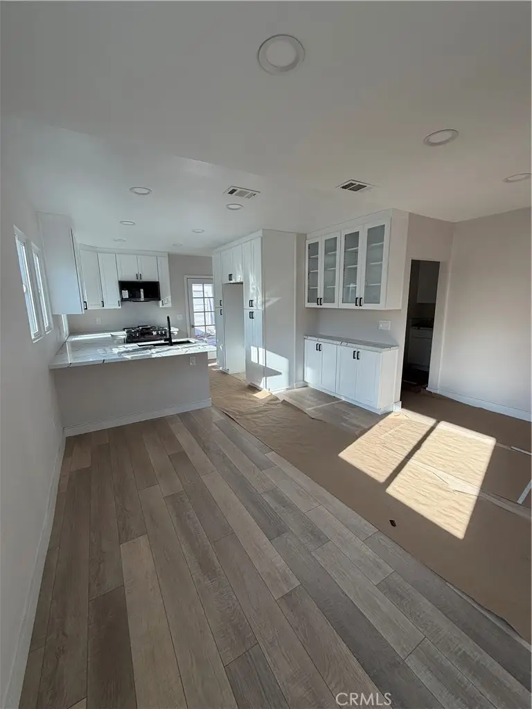 515 E Garfield Avenue, Glendale, CA 91205 - #3