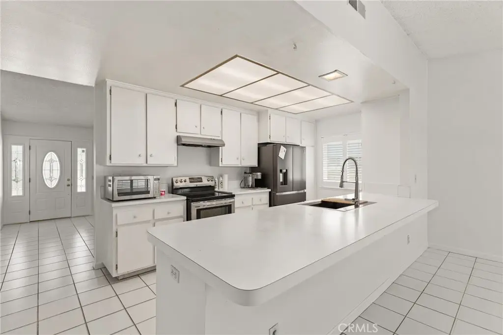 1620 S Cypress Avenue, Ontario, CA 91762 - #1