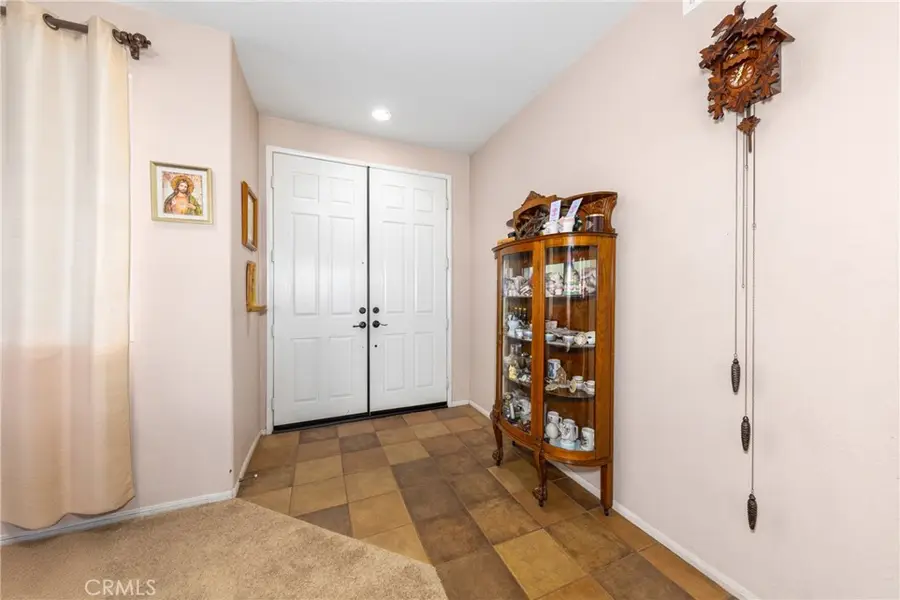 6122 Glen Abbey Place, Fontana, CA 92336 - Image #3