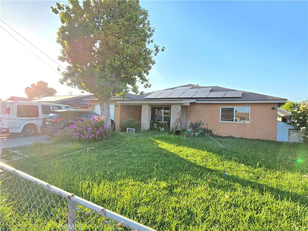 320 E South Street, Rialto, CA 92376 - Image #1