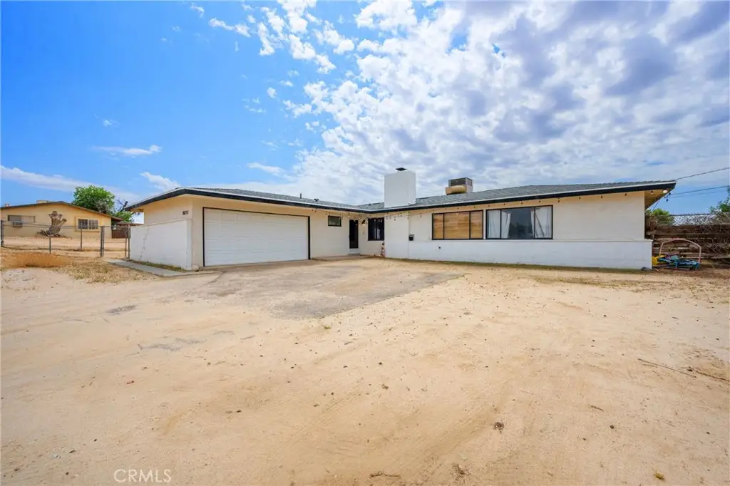 18251 Hiawatha Road, Apple Valley, CA 92307 - #1