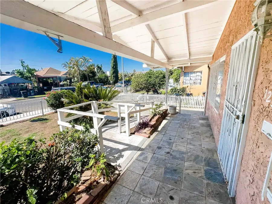 1233 W 38th St, Los Angeles, CA 90037 - Image #3