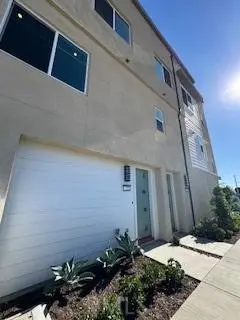 7231 Alchemy Circle, Huntington Beach, CA 92647 - Image #2