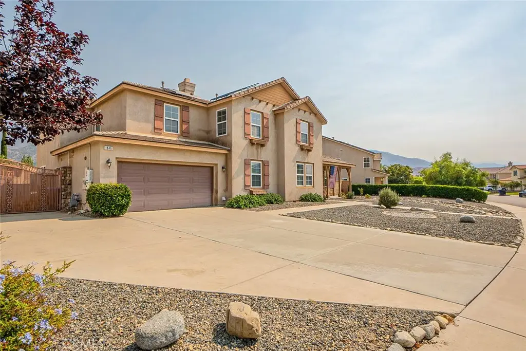 1846 W Ash Street, San Bernardino, CA 92407 - #1