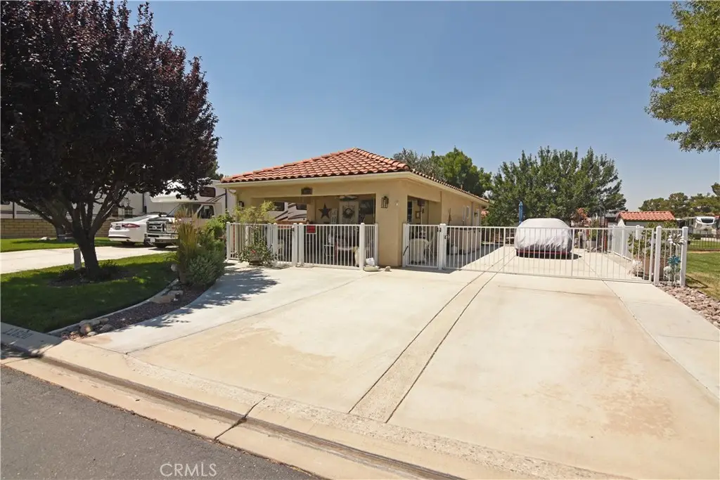 11620 Ridgemark Road, Apple Valley, CA 92308 - Image #1