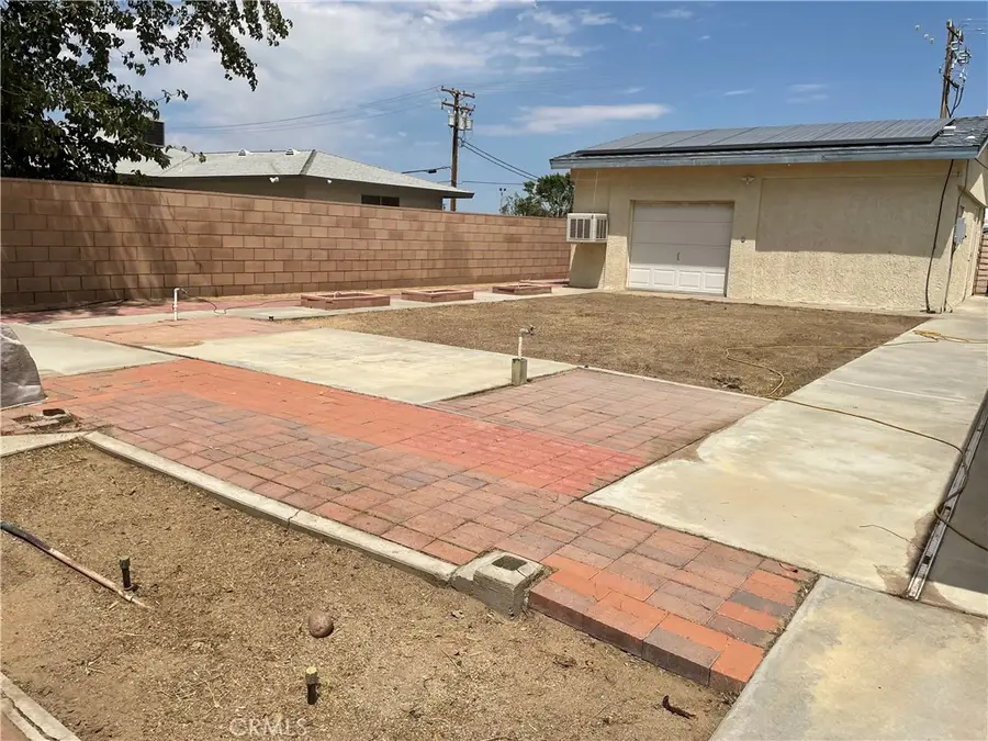526 W Las Flores Avenue, Ridgecrest, CA 93555 - Image #3