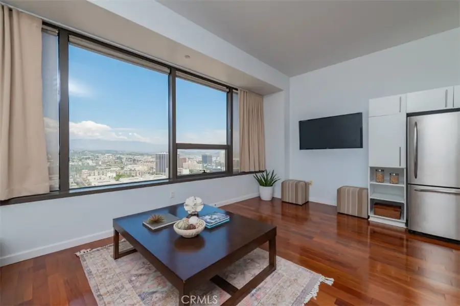 1100 Wilshire Boulevard #2805, Los Angeles, CA 90017 - Image #2