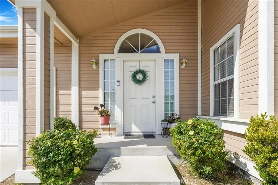 20053 Northcliff Drive, Canyon Country, CA 91351 - Image #3