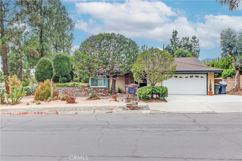 347 Indiana Avenue, Claremont, CA 91711 - Image #1
