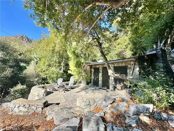 49 Ice House Canyon Road, Mt Baldy, CA 91759