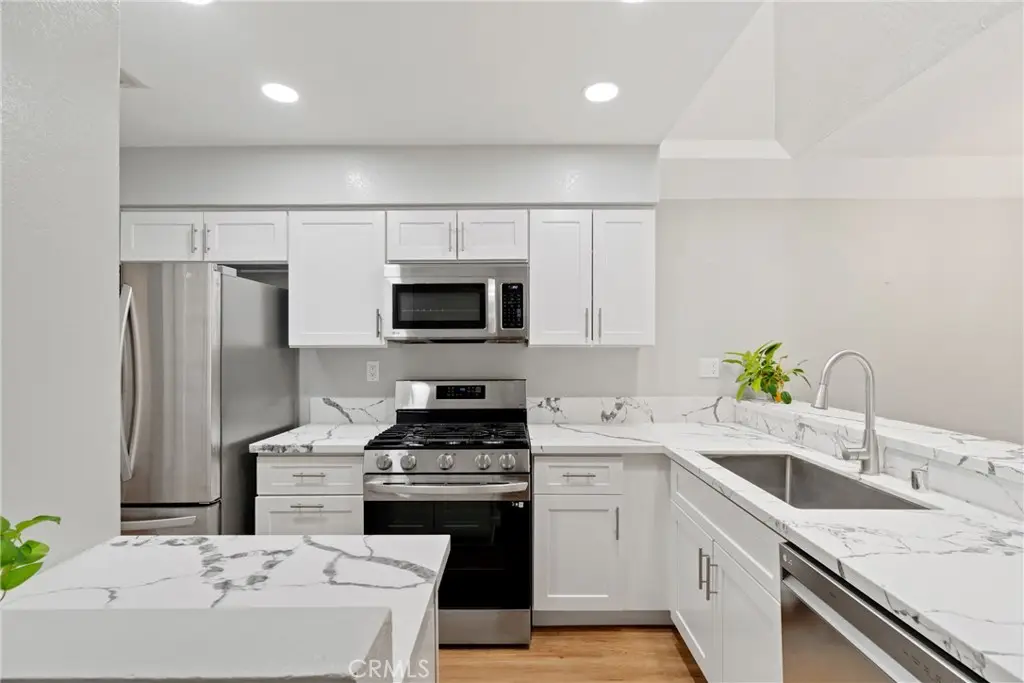 1054 Seco Street #205, Pasadena, CA 91103 - #1