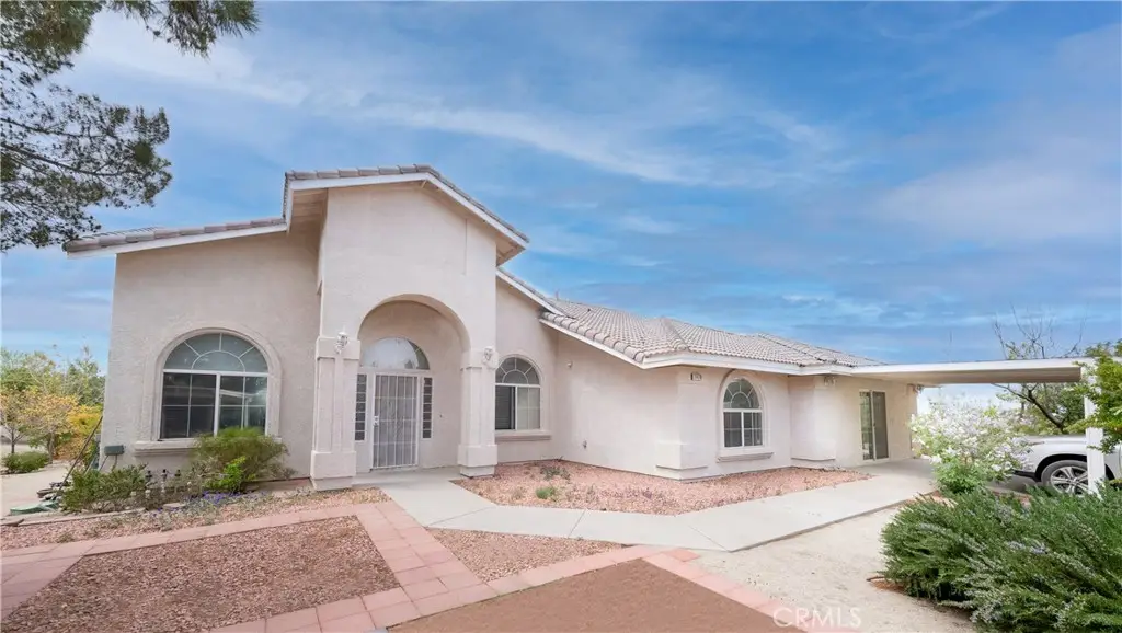 11476 Alta Vista Road, Pinon Hills, CA 92372 - Image #1