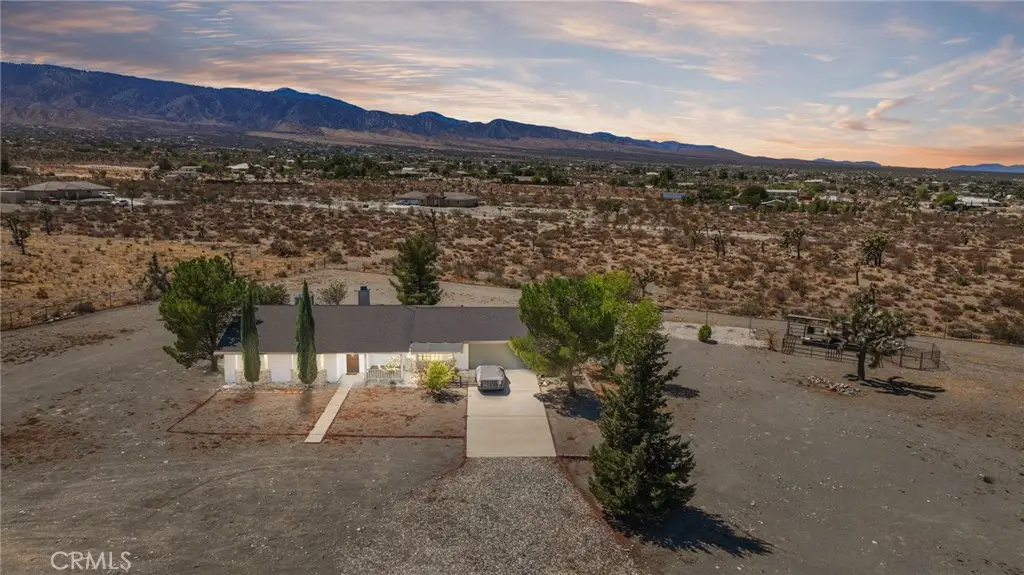 11574 Silver Rock Road, Pinon Hills, CA 92372 - Image #1