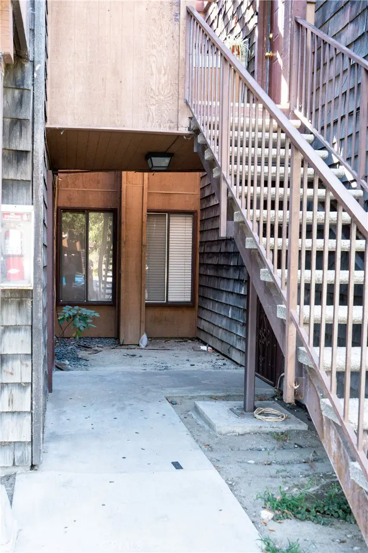 9010 Newport, Fontana, CA 92335 - Image #2