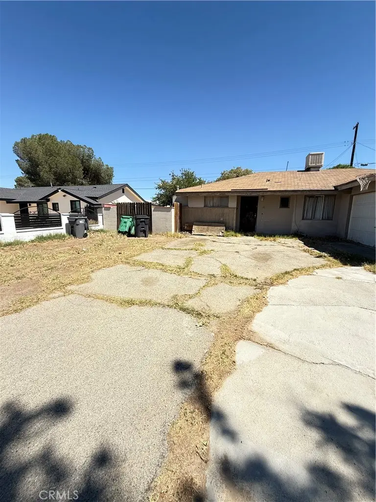 45336 Burgess Way, Lancaster, CA 93535 - Image #1