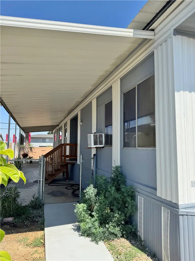 1560 Massachuesetts Avenue #46, Riverside, CA 92507 - Image #3