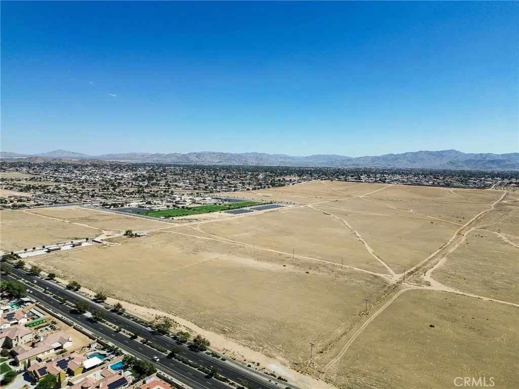 1 Apple Valley Road, Apple Valley, CA 92308 - #1