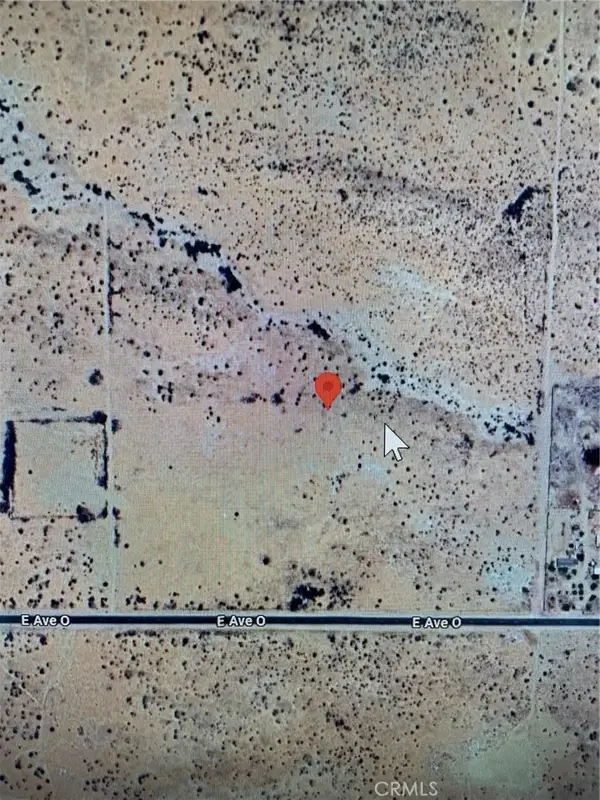 22759 22759 E Avenue O, Palmdale, CA 93591