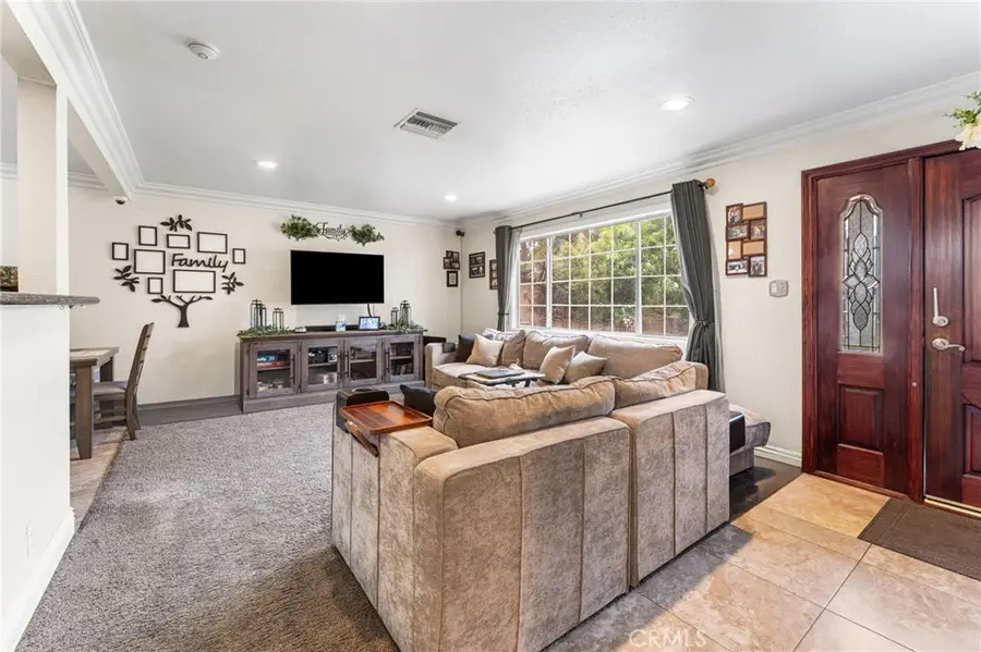 2214 2214 Cynthia, Pomona, CA 91766 - Image #2