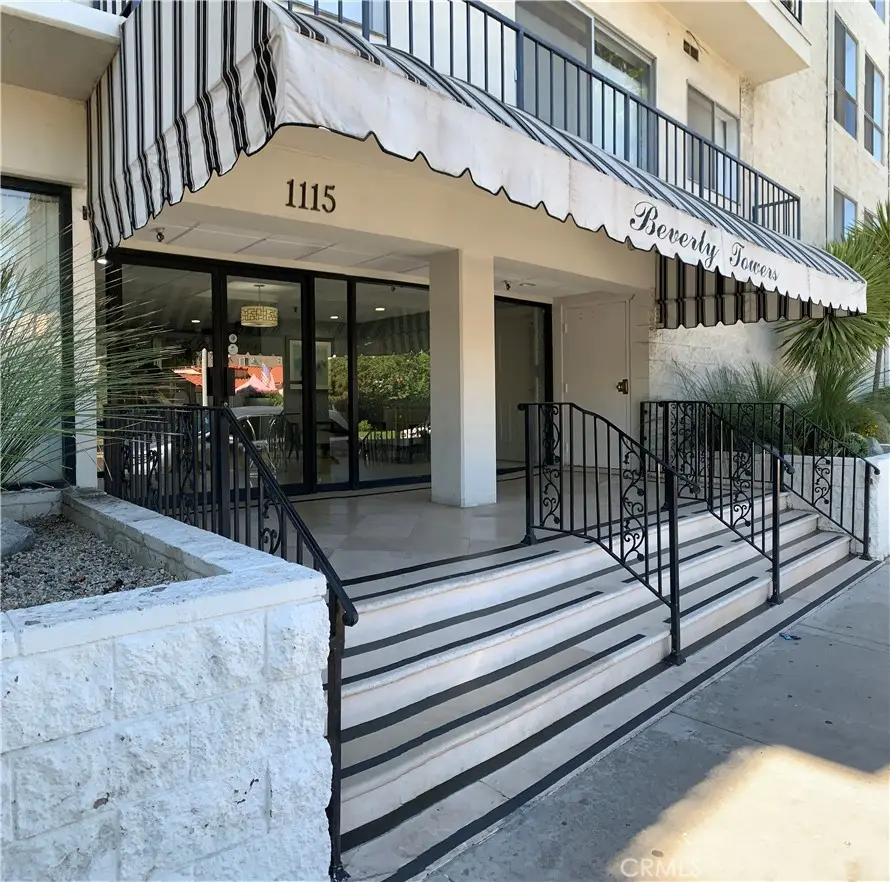 1115 S Elm Drive #207, Los Angeles, CA 90035 - Image #1