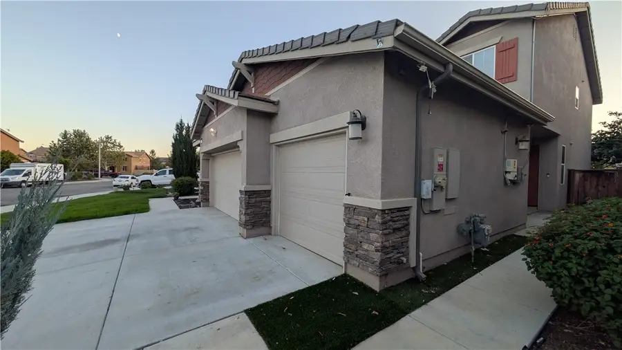 32459 Whispering Glen, Wildomar, CA 92595 - Image #3