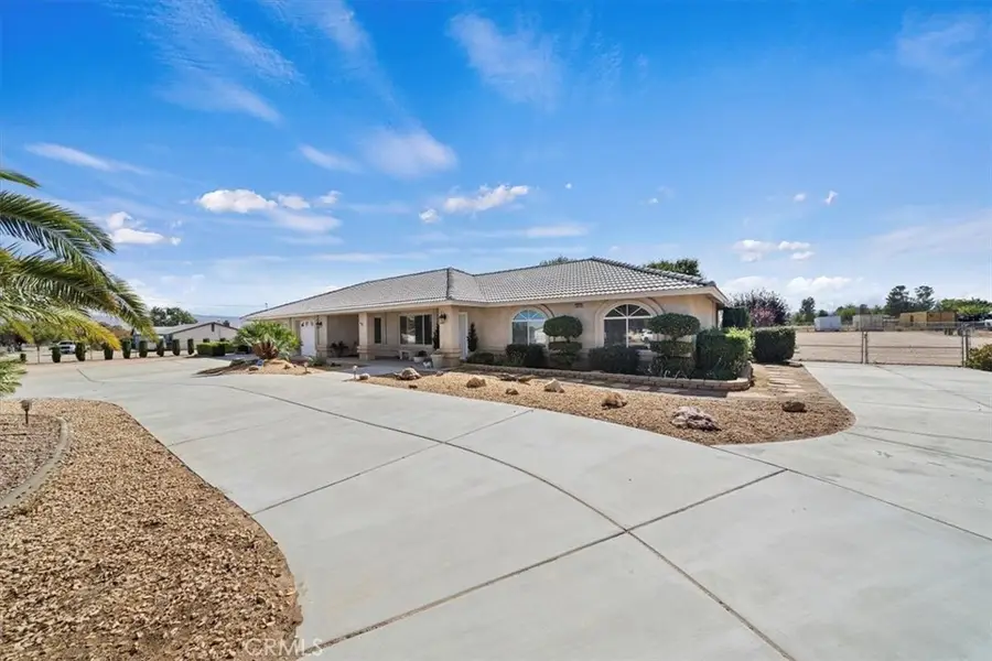 15845 Mesquite St, Hesperia, CA 92345 - #2