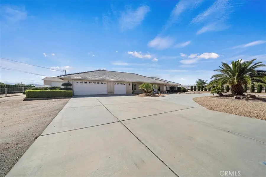 15845 Mesquite St, Hesperia, CA 92345 - #3