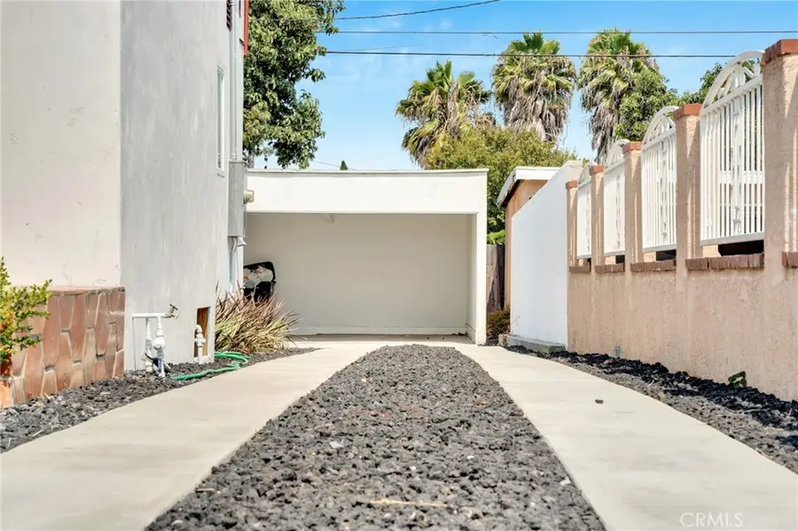 5814 7th Avenue, Los Angeles, CA 90043 - #3