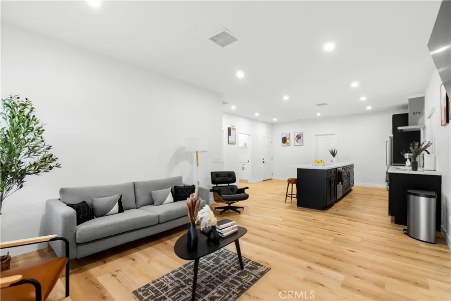 925 E 65th Street, Inglewood, CA 90302 - Image #3