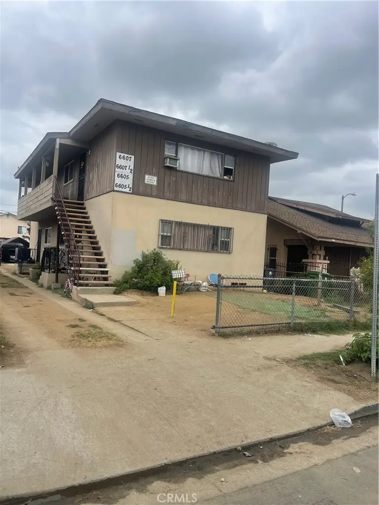6605 Denver, Los Angeles, CA 90044 - Image #2