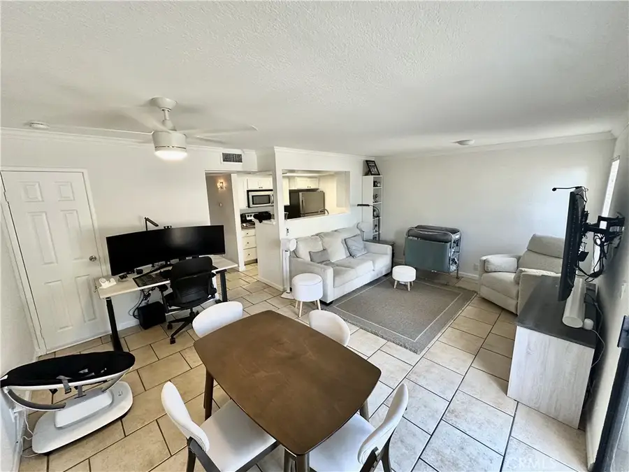 10151 Arrow #6, Rancho Cucamonga, CA 91730 - Image #2