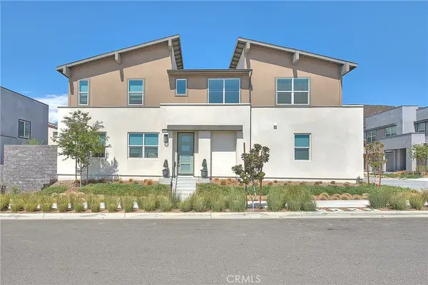 15820 Caterpillar Drive, Fontana, CA 92336