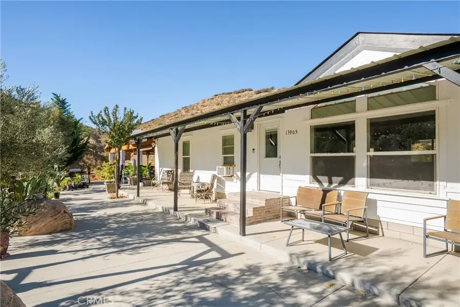 13905 Summit Valley, Hesperia, CA 92345 - Image #3