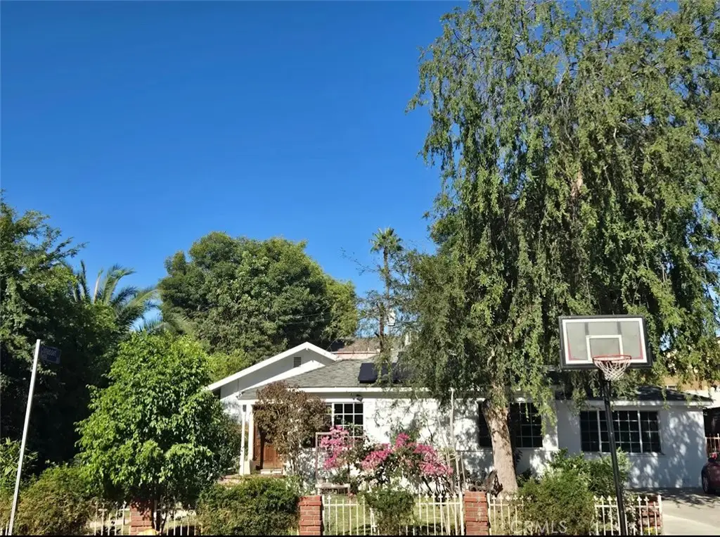 7503 Aqueduct Ave, Van Nuys, CA 91406 - #1