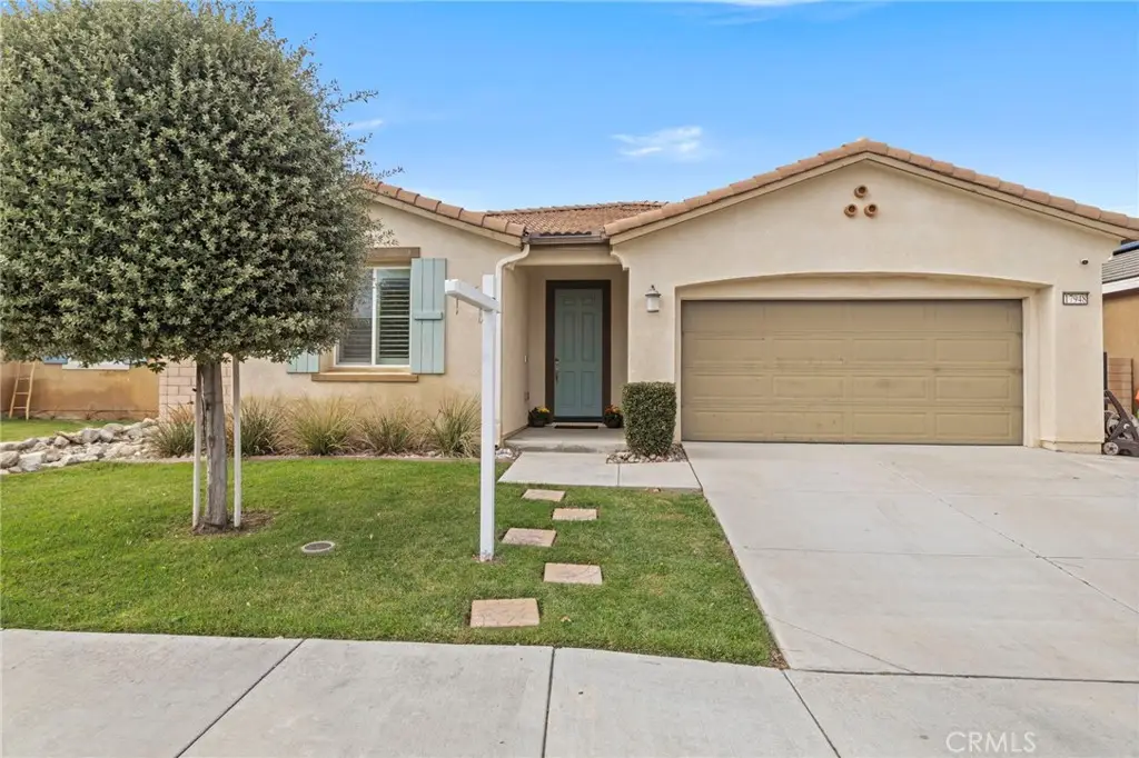 17948 Milkweed, San Bernardino, CA 92407 - #1