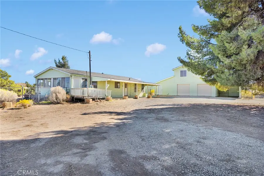 9283 Atsina Road, Phelan, CA 92371 - Image #3