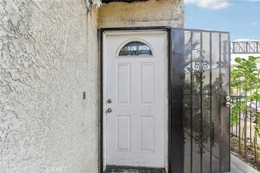 342 W 56th, Los Angeles, CA 90037 - Image #3