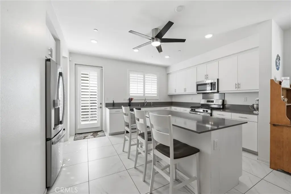 5402 Calle Sandwaves, San Diego, CA 92154 - Image #1