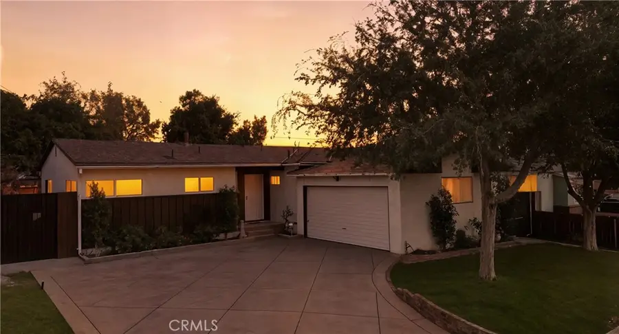 9106 Lev Avenue, Arleta, CA 91331 - Image #2