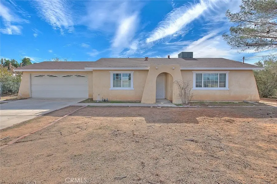 22133 Thunderbird, Apple Valley, CA 92307 - Image #2